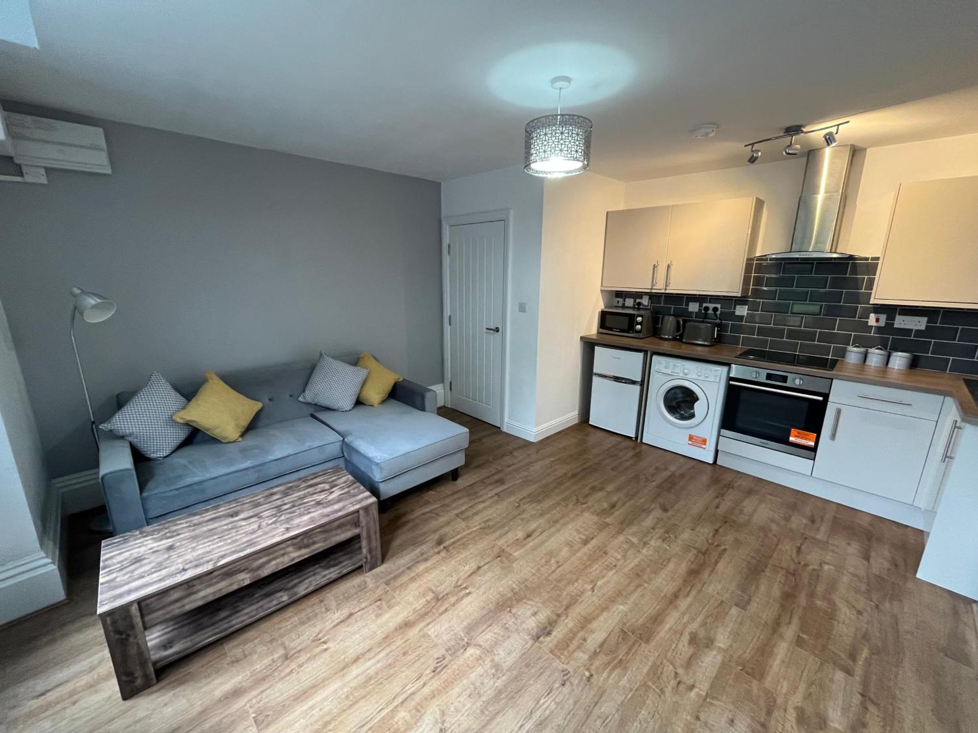 Modern 1 Bed Flat Near Lgi Hospital And * Leeds (West Yorkshire)